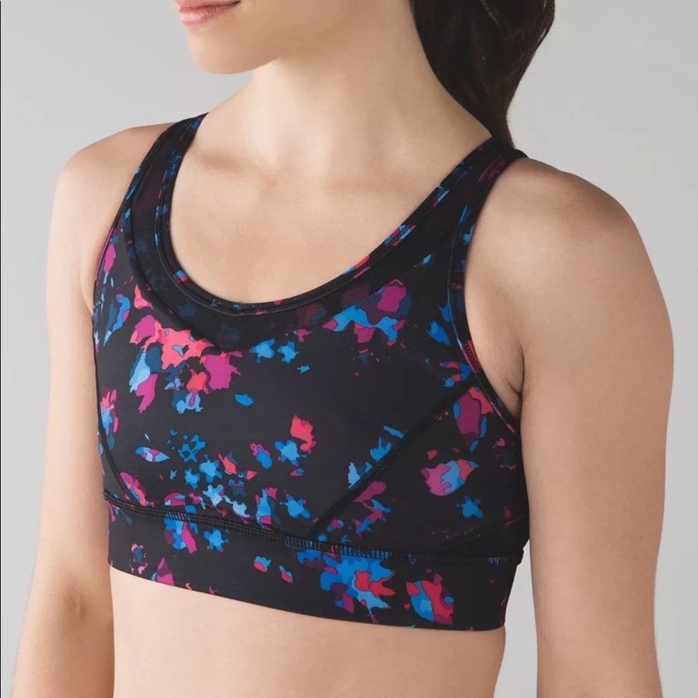 Lululemon strap it like its hot bra